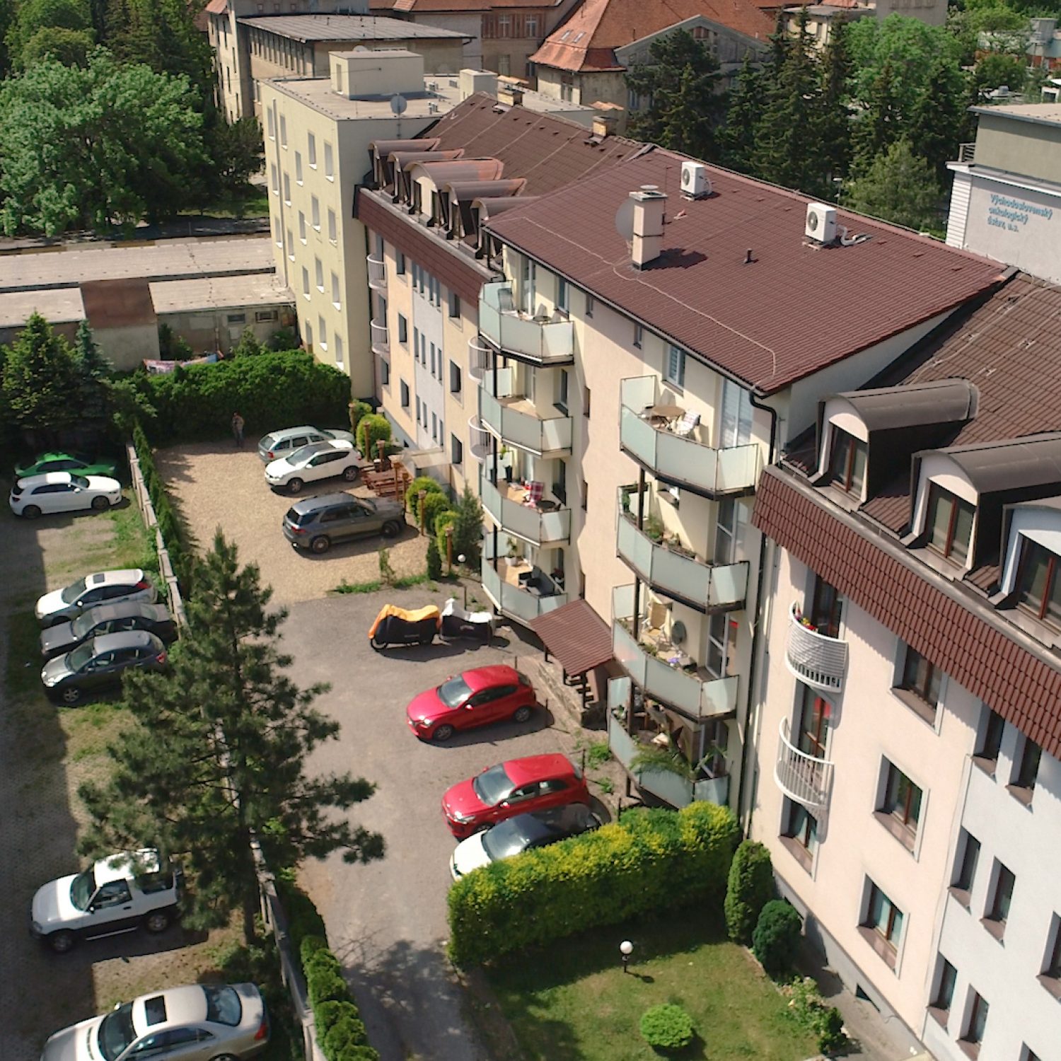 0665_Byty Topoľová_Sada propagačných fotografií.00_00_10_13.Still027 0665_Byty Topoľová_Sada propagačných fotografií.00_00_10_13.Still027